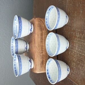 6 Vintage Porcelain Rice, Sake,Tea Cups Hand Painted From China, Great Condition